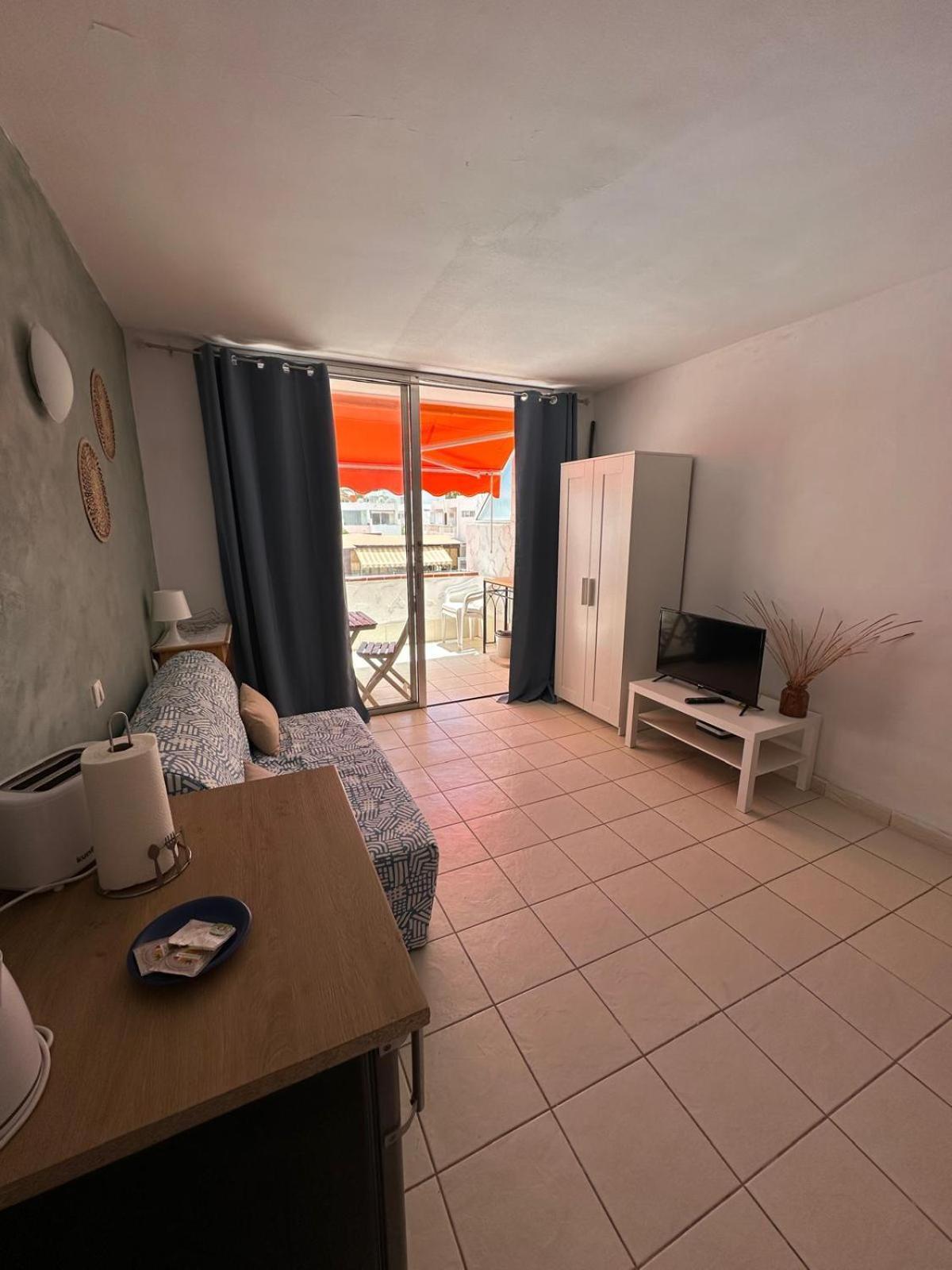 Apartamento Flat Con Piscina In Costa Del Silencio - 5 Minuti Dal Mare Arona  Exterior foto